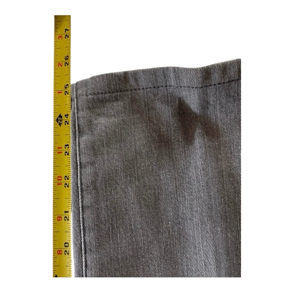Burberry Light Gray Women’s Denim Pants - Sz 12 Like New - Picture 13 of 15